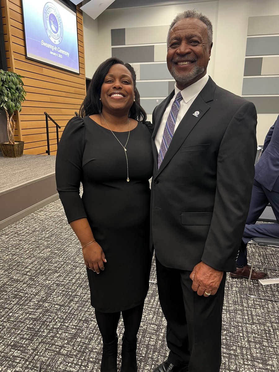 JCEFrankWhite's tweet photo. Representation matters, and today, young black girls across our community will see that they too can break the glass ceiling in whatever they strive to do.

Congratulations to Presiding Judge Jalilah Otto, the 1st black woman to serve in the role! More: https://t.co/5SGE0iK70g https://t.co/kFG7GNHQEk