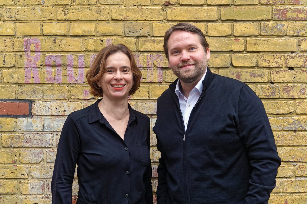 JBB_Law's tweet photo. Große Freude: JBB mit neuen Partner*innen. Zum 1.1.23 sind unsere Kolleg*innen Dr. Jeannette Viniol und Robert Weist in unsere Partnerschaft eingetreten. Damit zählt JBB nunmehr neun Partner*innen und 14 Associates. Tendenz steigend. Ein schönes, nachhaltiges Wachstum. https://t.co/Yc6mAzOtJr