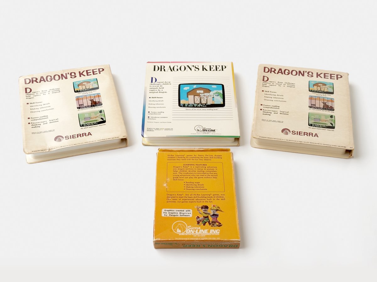 ErnstKrogtoft's tweet photo. Bits from my personal collection โ Dragon's Keep, Al Lowe's first game
https://t.co/pQ5m9HX7b9
#DragonsKeep #SierraOnLine #AlLowe #SunnysideSoft #AppleII #Atari #C64 #Retrogames #BigBoxPCGames https://t.co/RrSyfHgDab
