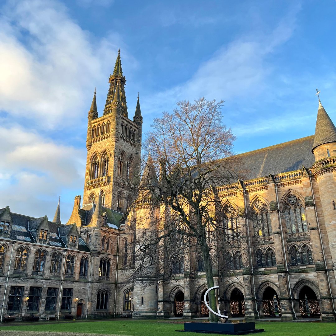 A big welcome back to all our students today! 👋 Here's to a great term and a new year. 💙
