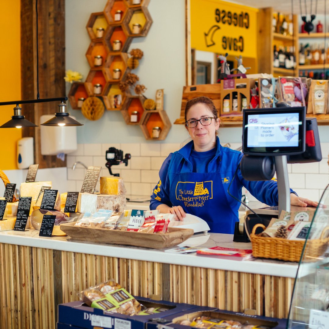 🛒Gwnewch siopa'n lleol yn adduned blwyddyn newydd 

Dyma rai o'r siopau fferm gorau i fynd iddyn nhw yng Ngogledd Ddwyrain Cymru eleni
~~~~~~
🛒Make shopping local your new year's resolution

Here are some of the best farm shops and deli's to visit in North East Wales this year.