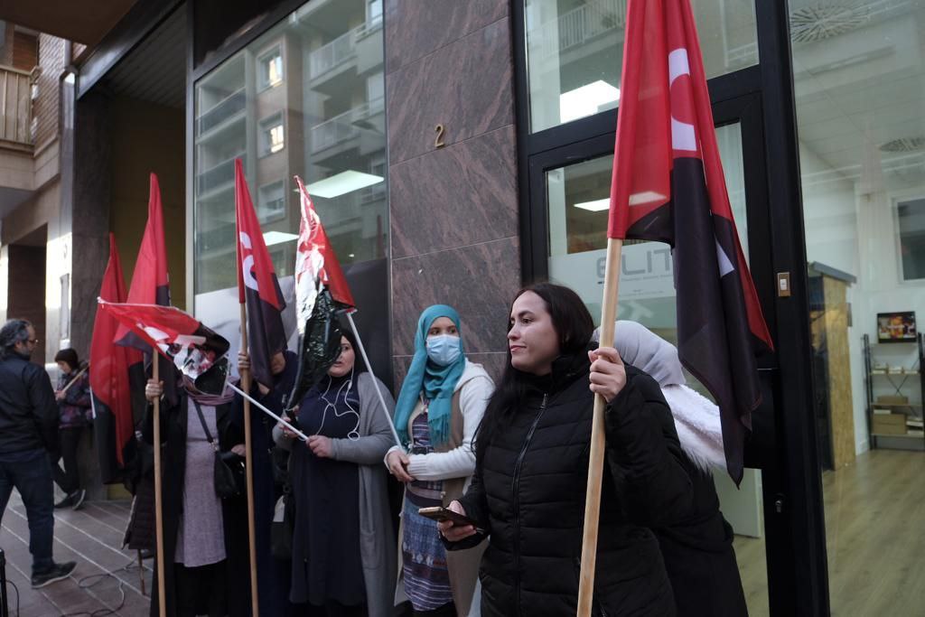 La Fiscalia Provincial d Barcelona presenta denúncia al Jutjat d #Berga contra Confeccions Busa d'Iliana Casals x un presumpte delicte d'explotació reiterada d treballadores sense papers (311 i 311bis codi penal) dp d'una denúnica d #CGT #Berguedà q en serà l'acusació particular