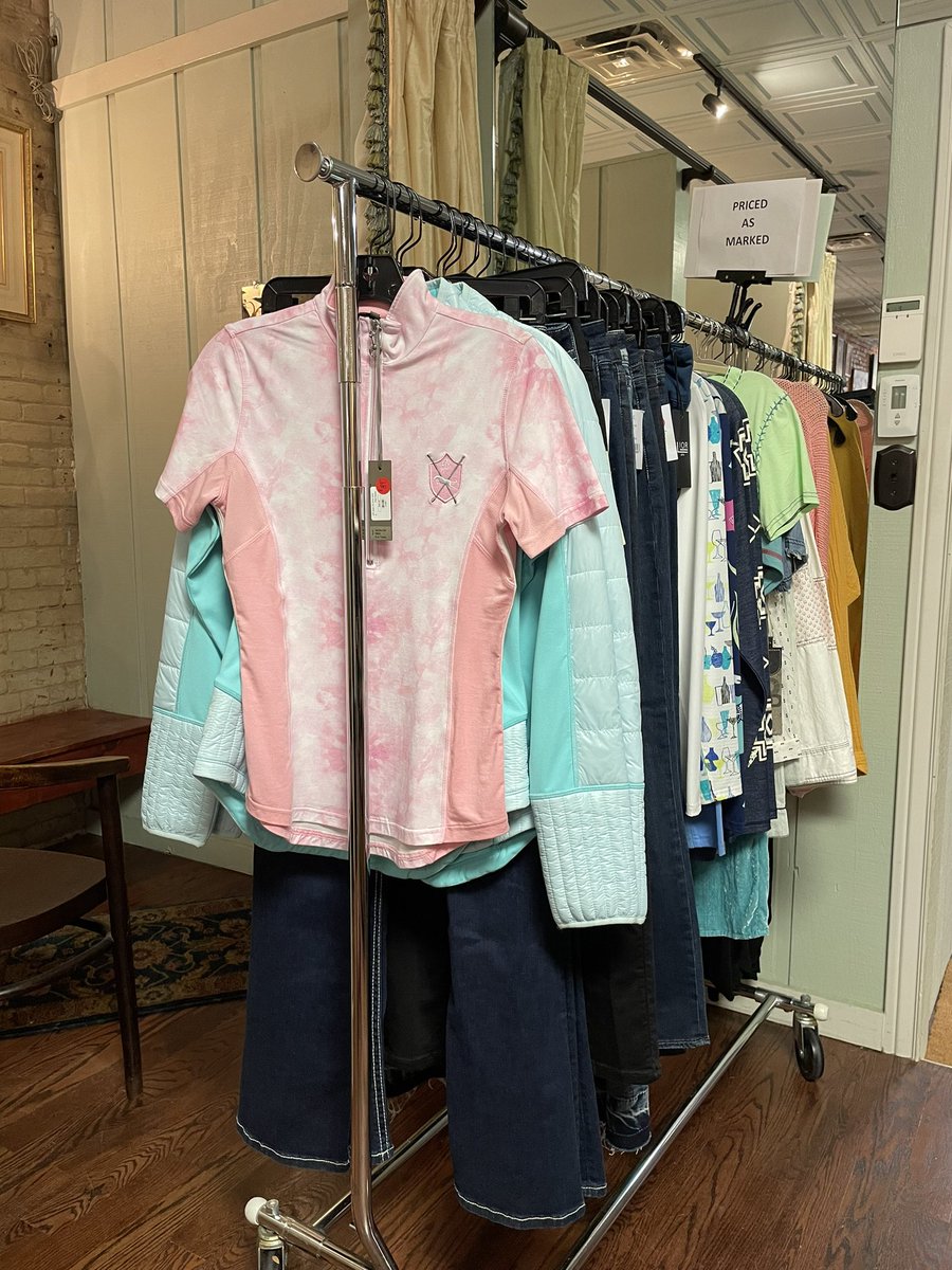 Our Clearance Rack has some Sweet Deals right now 🍭
#equinedivine #equinedivineonline #downtownaiken #shopsmall #clearancesale #clearancefinds #salesrack #sweetdeal #findadeal