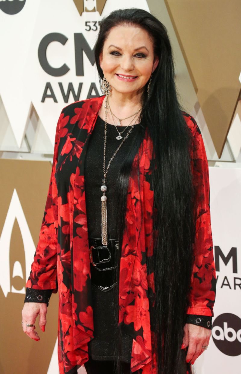 Happy Birthday to Crystal Gayle . 