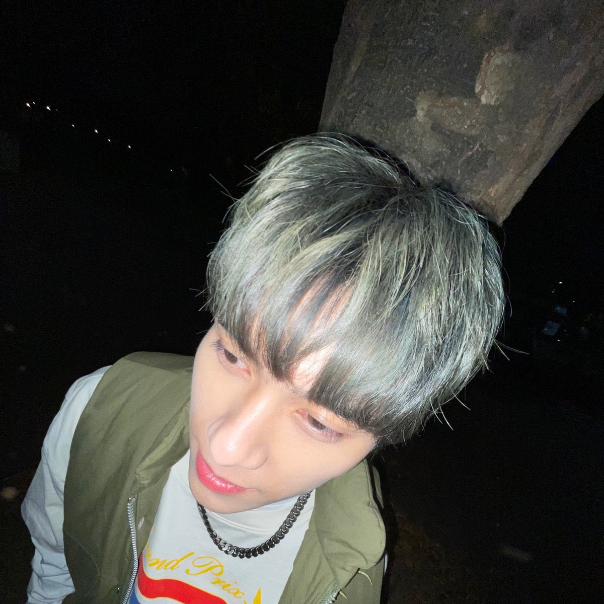 ً (@henderylook) on Twitter photo 