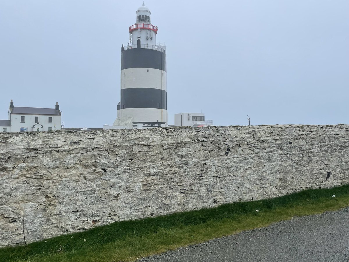 Jacqui07108033's tweet photo. #100daysofwalking #cardiacrecovery #round3crew
Day 7 was a blustery day by the coast. Had a windy walk around Hook head to Slade harbour. Wild but great to clear the cobwebs 💕💕 https://t.co/gtHuEKLMUK