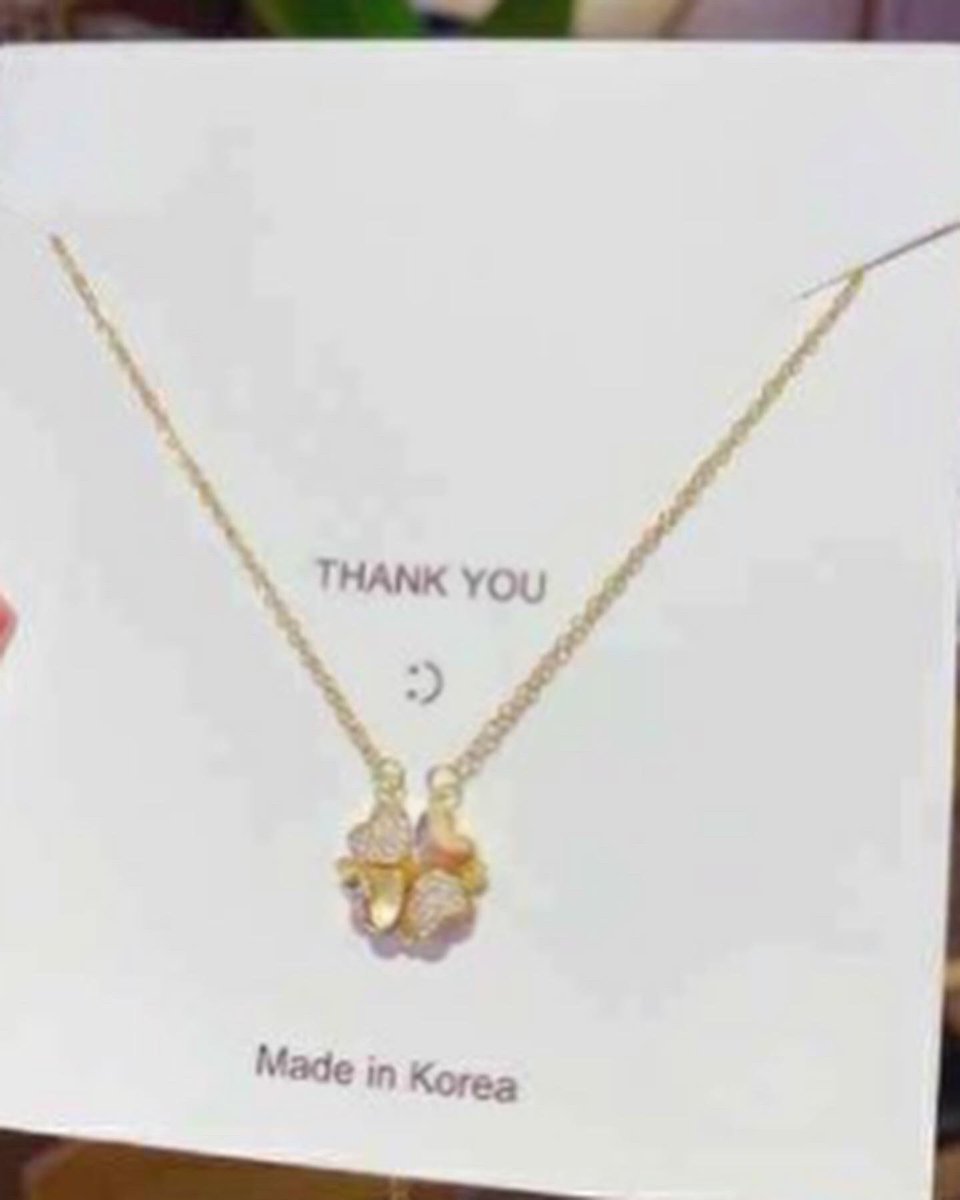 soliat_olanike's tweet photo. Hi lovelies, introducing to you our online jewelry store; Bee Sparklers✨💫. We deal with all kinds of Jewelry: Necklaces, Bracelets, Rings, Wristwatches, Sunglasses, and more.
Trust us we would bring brilliance to your looks.🥰
https://t.co/3ISJAekU2G https://t.co/HlOo51gia2
