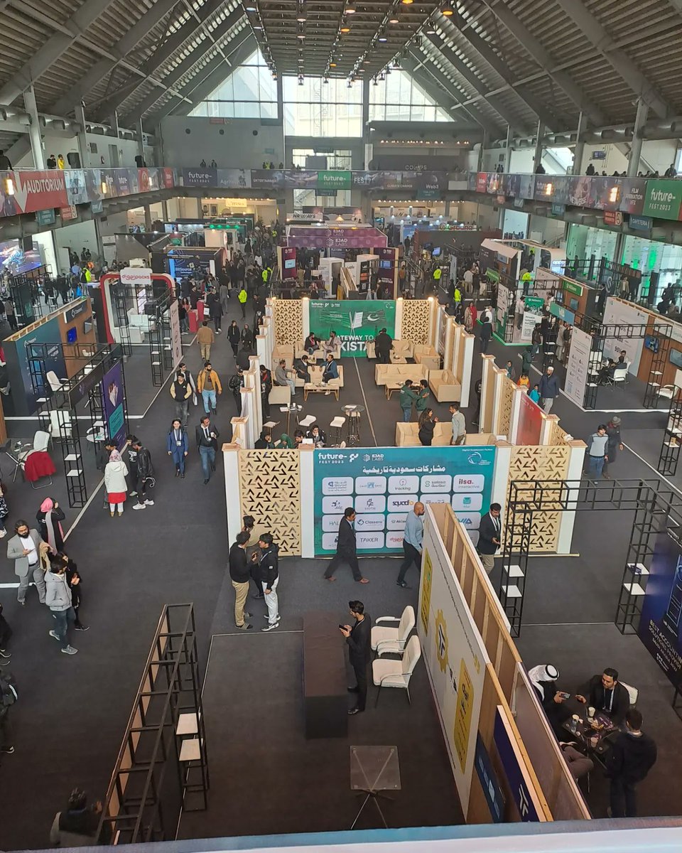 abdulah1707's tweet photo. Brilliant to be a part of @futurefestpk over the past weekend. Amazing experience and exposure at one of the largest IT events in Pakistan. Already looking forward to the next one!!
@softec_nu
#FutureFest2023
#SaveTheFuture
#ThinkNow https://t.co/j4tS4F7mqV