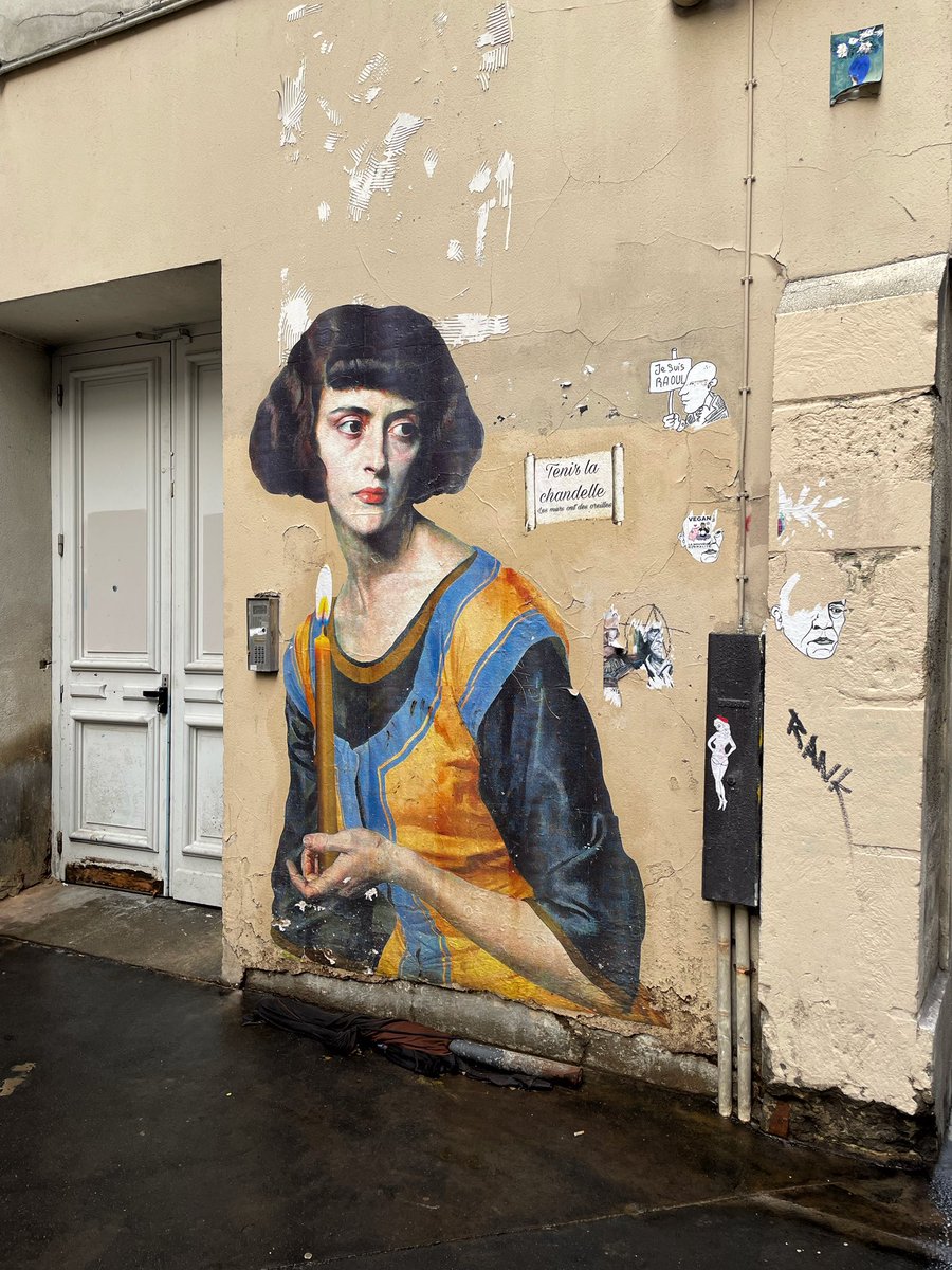 Street art #Paris #StreetArt #mural #France