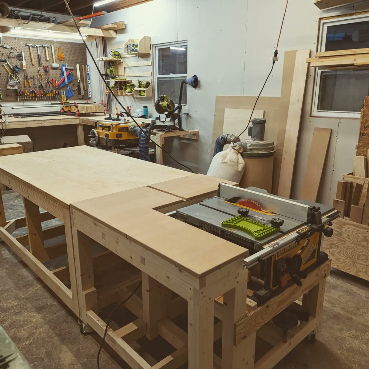 Dan Phillips tweet media