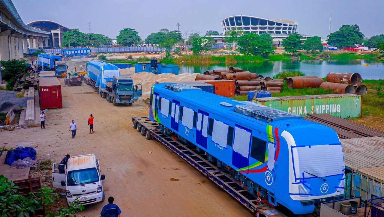 babajide-sanwo-olu-on-twitter-dear-lagos-we-have-taken-delivery-of