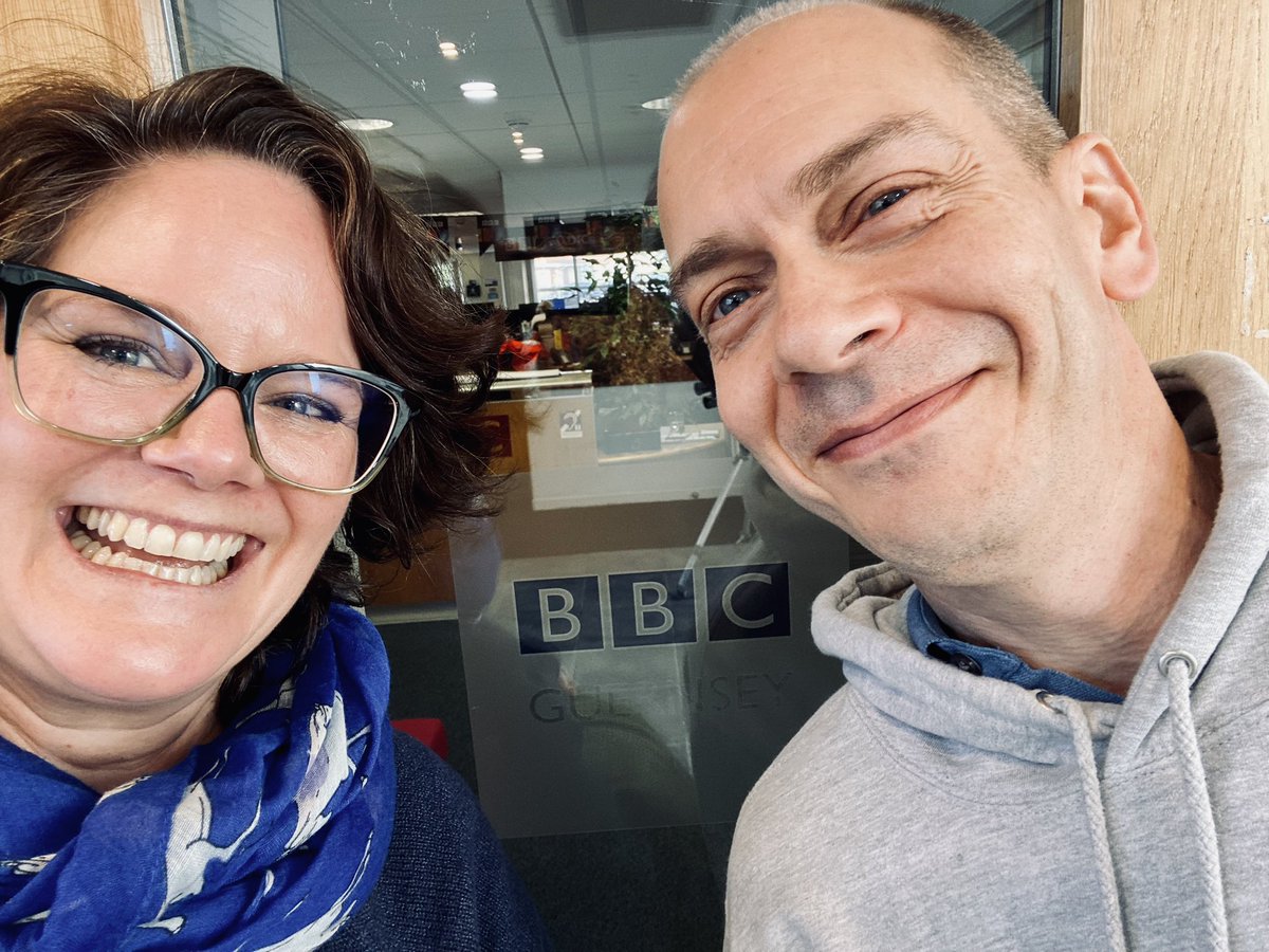 ImproGuern's tweet image. Fun chatting to Isla @BBCGuernsey with @unbundledvc today. Talking all things improv and of course the upcoming course starting this Thursday. Last few spaces…. Going… going …