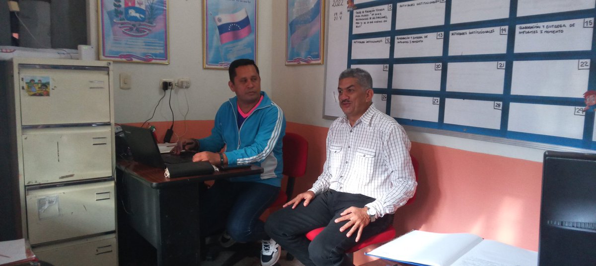 Instituto de Educación Especial Daniela Corredor recibiendo al personal y estudiantes con entusiasmo en este 2023. San Cristóbal Estado Táchira. 
<a href="/Berzabethg1/">Berzabethgandicaoficial</a>
<a href="/FreddyBernal/">Freddy Bernal</a>
<a href="/EeTachira/">Especial Tachira</a>
<a href="/especialmppe/">Dir. General de Educ. Especial</a>
<a href="/NicolasMaduro/">Nicolás Maduro</a>
<a href="/_laavanzadora/">Yelitze Santaella</a>
@MPPEDUCACION
#RegresamosALaEscuela2023