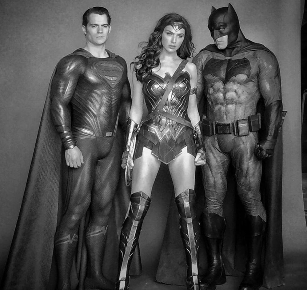 If fans are asking WB to licence not SELL DC characters to continue the SnyderVerse then it shouldn’t be a problem for some real DC fans since they are getting their new rebooted universe. There’s no harm in it.