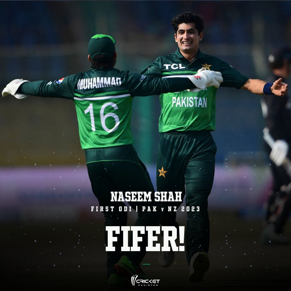 Naseem Shah gets his second fifer in his fourth ODI match
#pakvsengland #pakvsnz #PakistanCricket