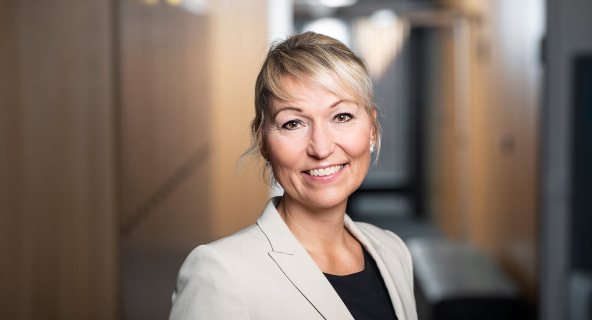 rikosseuraamus's tweet image. Euroopan neuvoston suositusten mukaan sähköisen valvonnan käyttö erillisenä toimenpiteenä on perusteltua, jos sillä voidaan välttää henkilön vankilaan sijoittamista esim. rikoksen esitutkinnan ajaksi. 

Lue blogista lisää sähköisestä valvonnasta: rikosseuraamus.fi/fi/index/ajank… #blogi