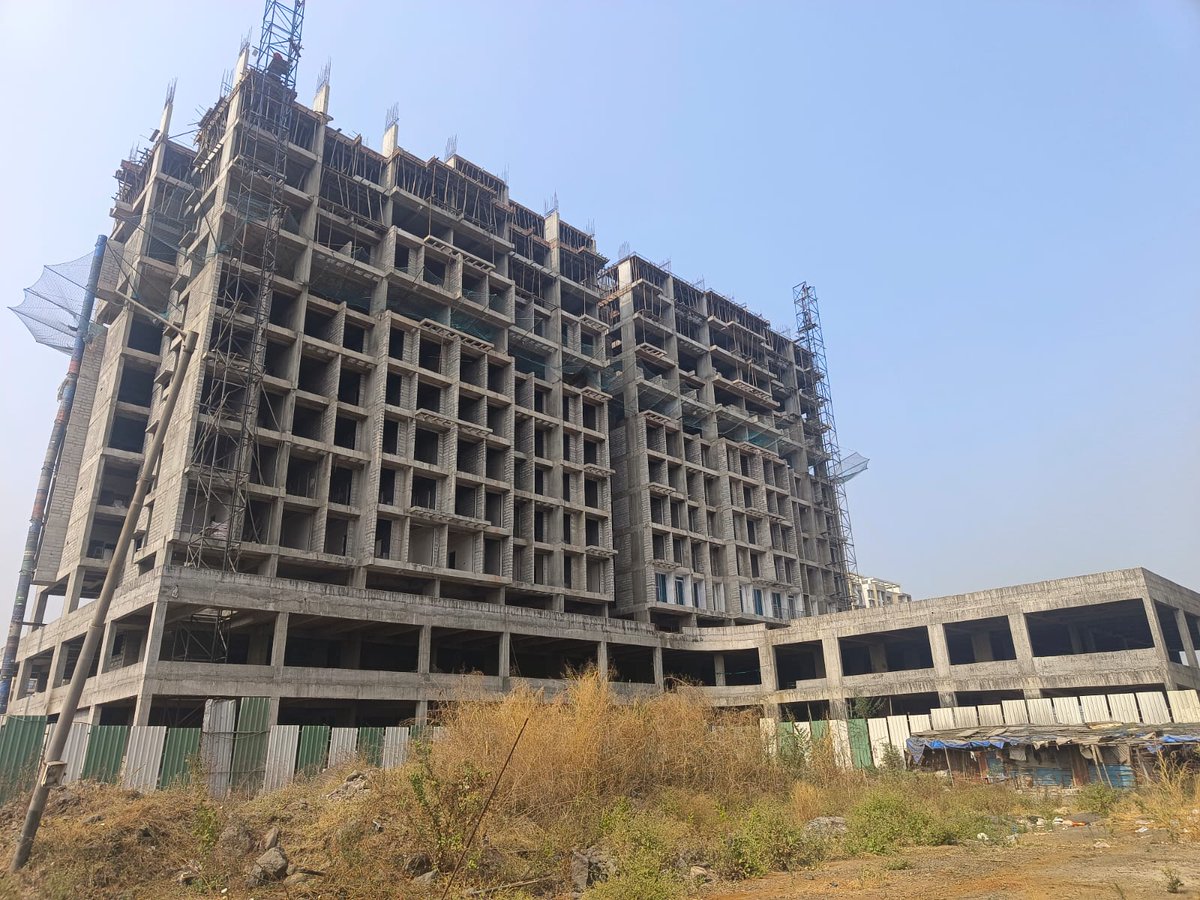 OmRegency's tweet image. GET SOMETHING XTRA

8th January 2023
Construction Update - Om Regency, Taloja

#OscarInfrastructure #OmRegency #Taloja #XtraOrdinary #constructionupdate  #RealEstate