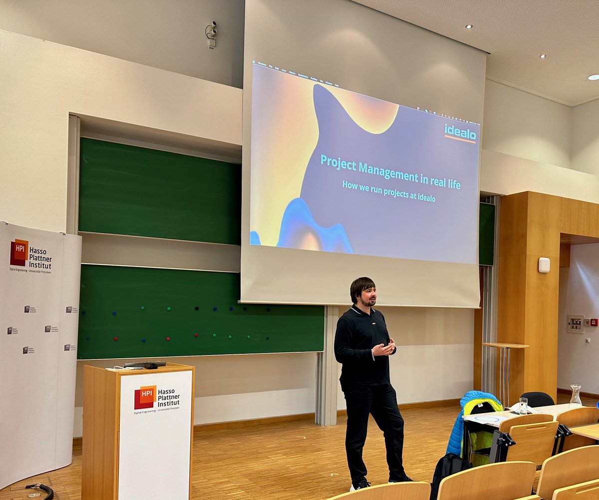 HPI_EPIC's tweet photo. Thank you, Markus Steiner, for the guest lecture on "Project Management in real life" at @idealo_de in our SSE course at @HPI_DE today! 👏 We learnt a lot about project and product management!  #ScalableSoftwareEngineering #idealolife https://t.co/HYzLgPFZ58