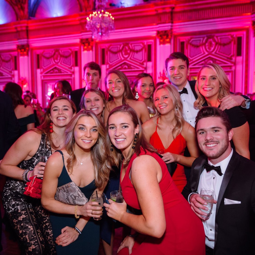 BOSWinterBall's tweet photo. 🚨ATTENTION!🚨 This is the last week you can get early bird tickets to the 15th annual Boston Winter Ball on February 11. Order your ticket by January 16 to lock in at our discounted ticket rates while they last. Order yours here- https://t.co/PKI2ZuRJQM #BostonWinterBall #events https://t.co/bJuMUgLt1J