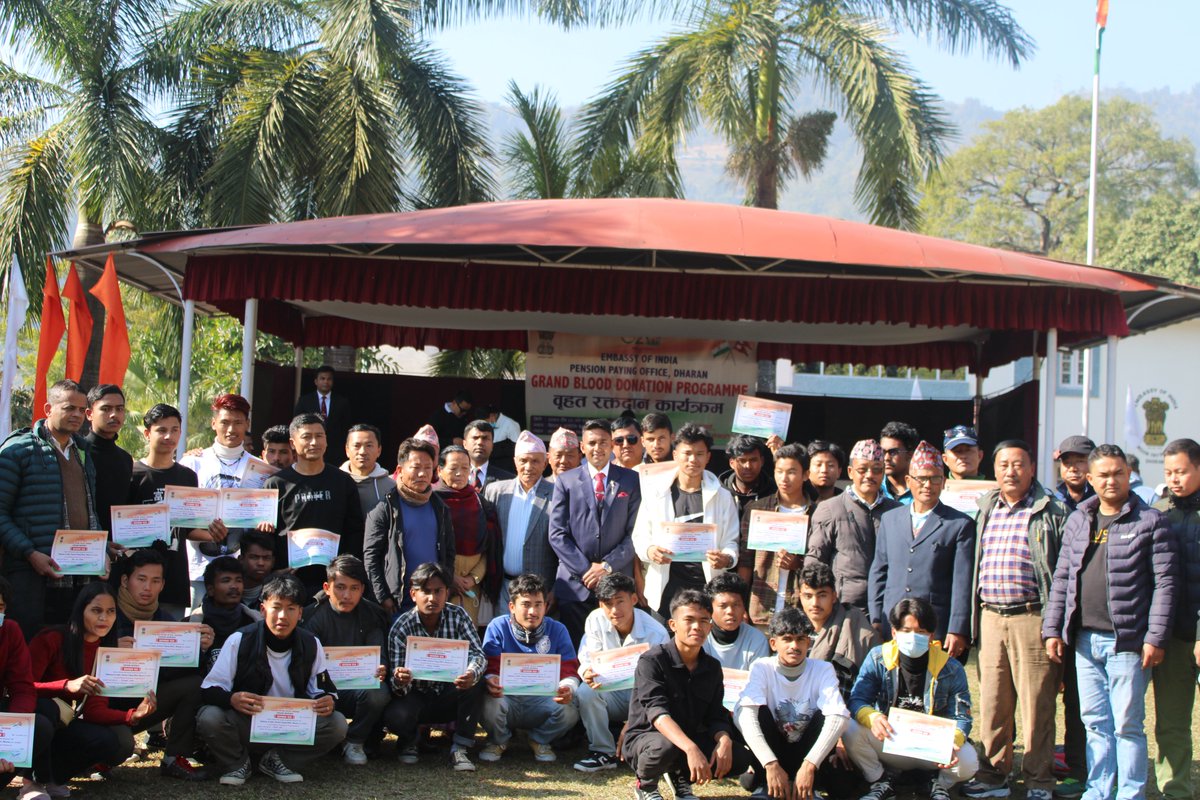 IndiaInNepal's tweet image. Under #AzadiKaAmritMahotsav, #EmbassyofIndia Pension Paying Office in Dharan organized a
#BloodDonationCamp on 7 January 2023, where 283 blood pints were collected. 
Thank you all for your enthusiastic participation in the Camp.
@MEAIndia
@adgpi
@mygovindia