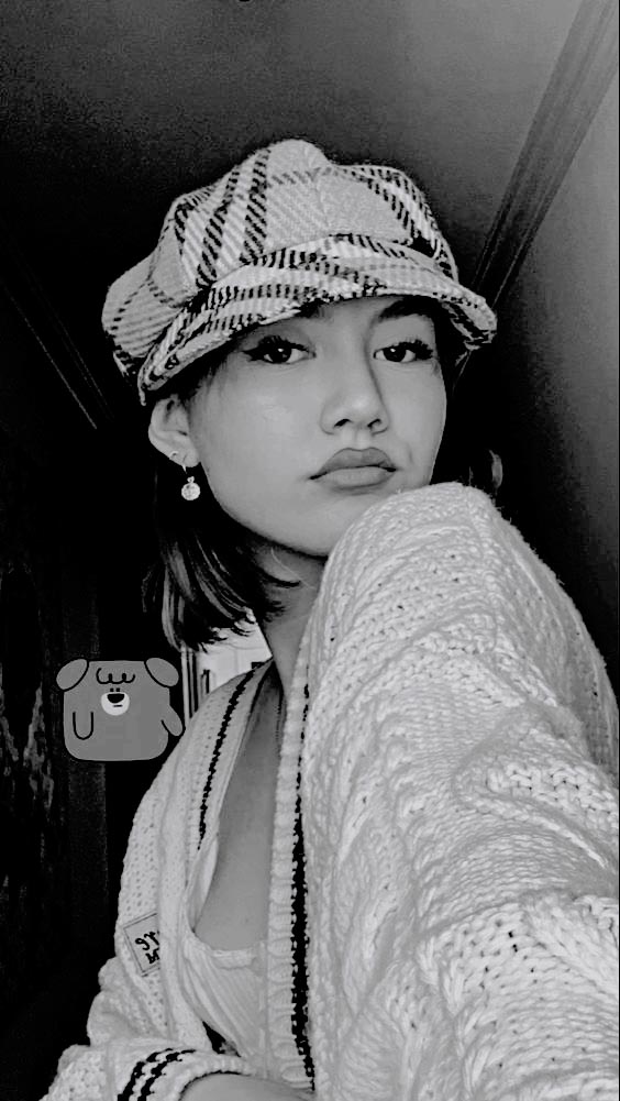 ˓ ...  ——  𝐒𝐄 𝐁𝐔𝐒𝐂𝐀  ❏  🔎

          ⦂  Iris Apatow.
          ⦂  Canon | famoso. 
          ⦂  Actividad no 24/7 pero no 
        abandonar.
          ⦂  Se promete mucho cariño y risas.     

              info &amp; reservas al 𝙳𝙼 
                            ︶