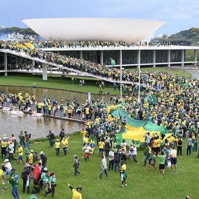 🚨URGENTE: Moraes pede a hotéis do DF que envie lista de hóspedes que chegaram a partir do dia 05/01.