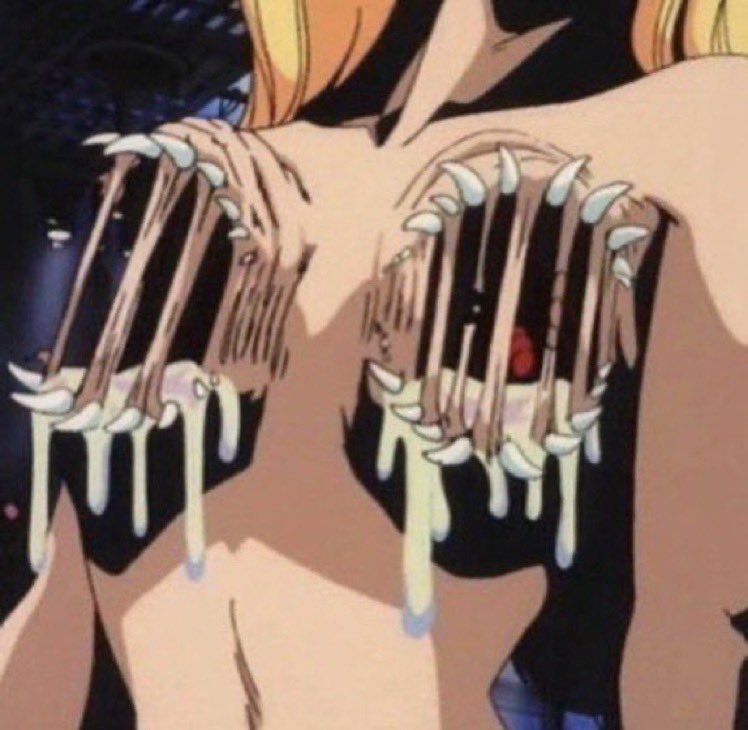 brokeenrosee's tweet photo. las tías guapas tenemos las tetas así https://t.co/R6LhSfH7LN