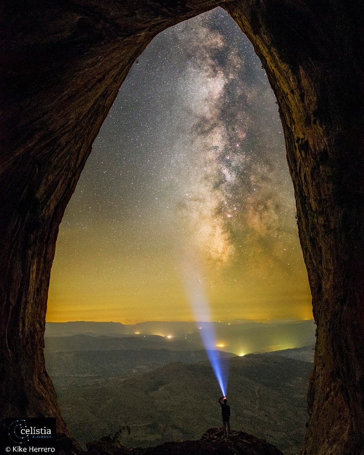 Si t'agraden les activitats de 👀 descoberta i l'aventura t'animem a endinsar-te al món de l'univers en plena nit amb <a href="/CelistiaP/">Celístia Pirineus</a>! 🌠

🔗 naturexperience.cat/ca/experiences…

📍 Pallars Jussà

#astronomia #naturexperiencecat @TurismeJussa <a href="/aralleida/">Ara Lleida</a> <a href="/catexperience/">Catalunya Experience</a>