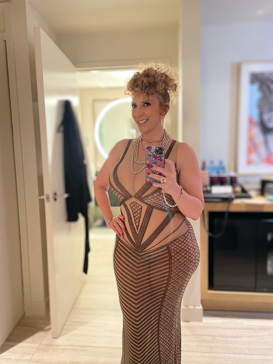 Sara Jay Official on Twitter: "I know it's over but one last AVN fit