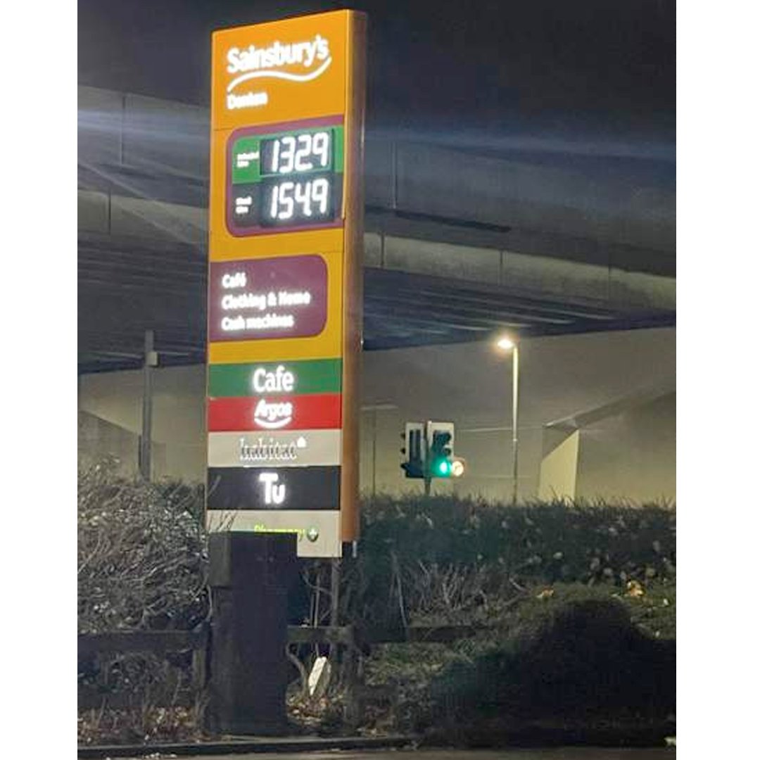 hotukdeals tweet media