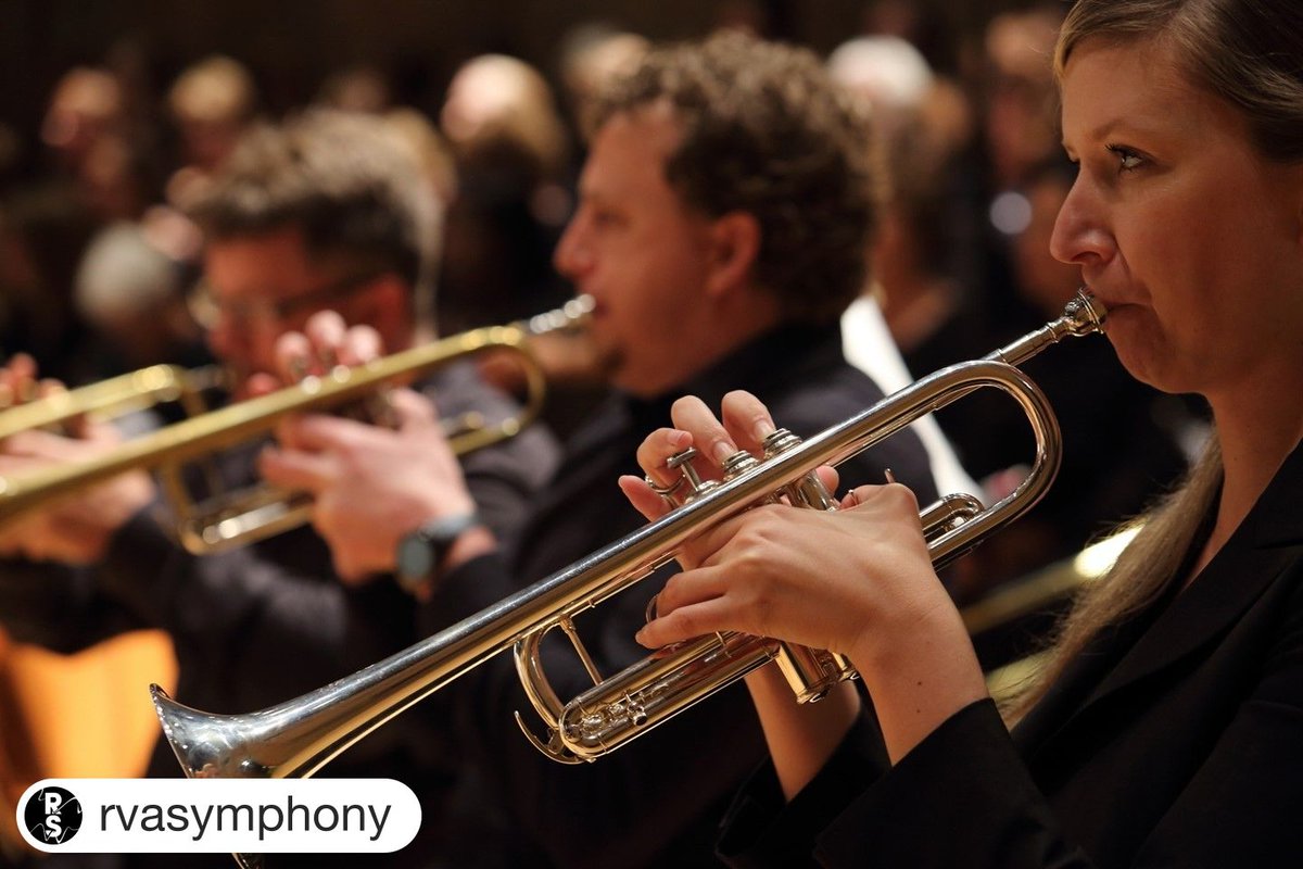 VirginiaMuseum's tweet photo. Join @RVASymphony & #VMHC for "History Notes: An Intimate Evening of History & Music," on Sunday, 2/5!
Featuring a brief history talk w/ rare VMHC collection items, dessert & champagne reception, & a chamber ensemble.
Register by Jan. 30: https://t.co/FOjYeH71bR. https://t.co/q9djCnV0rp