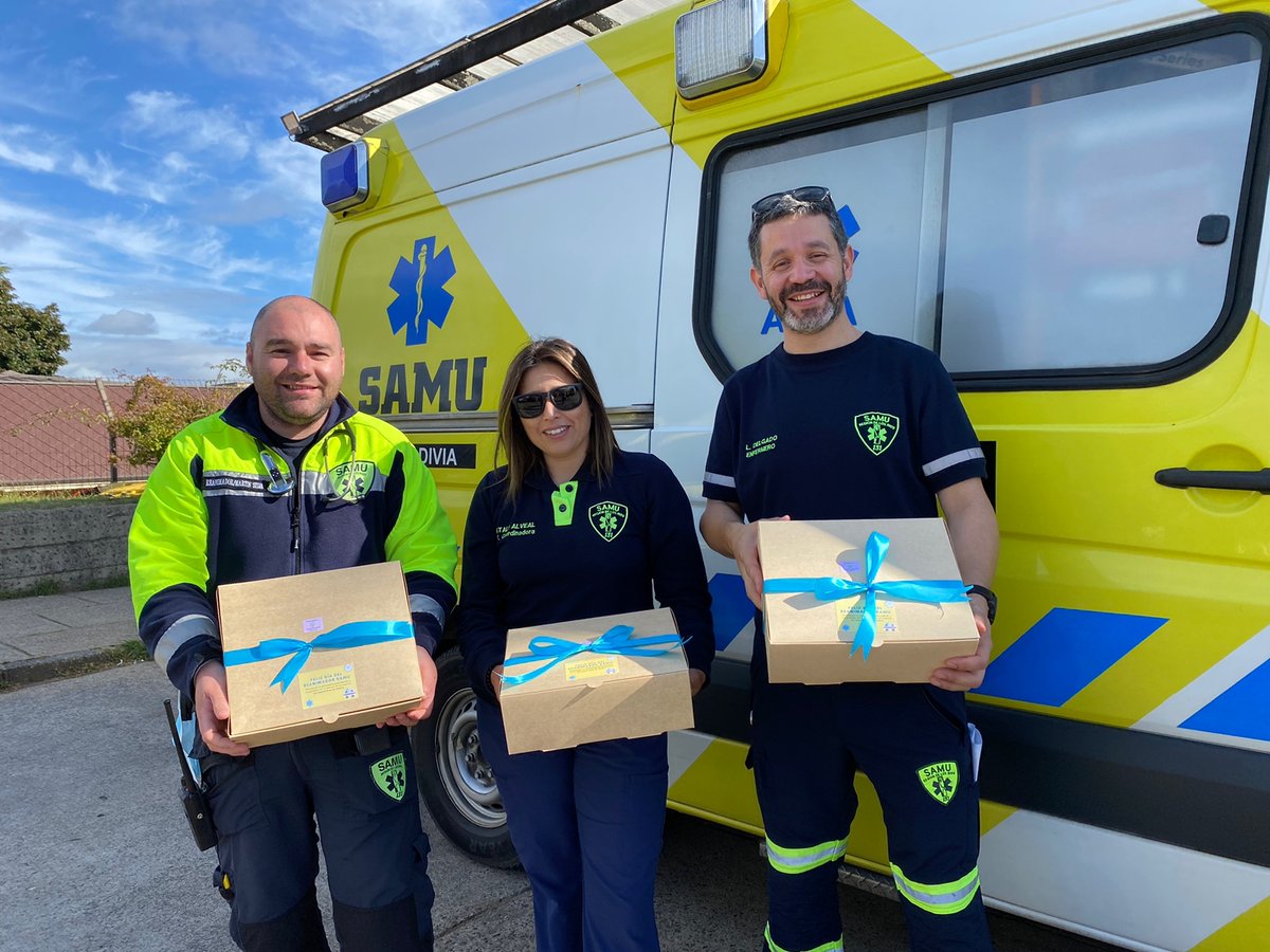 ✨Hoy nuestro hospital celebró el Día de #ReanimadorSAMU, efeméride que se festeja cada 07 de enero. Así iniciamos el año con los reconocimientos a nuestros funcionarios, les deseamos un muy feliz día y agradecemos su importante labor! 🚑🏥