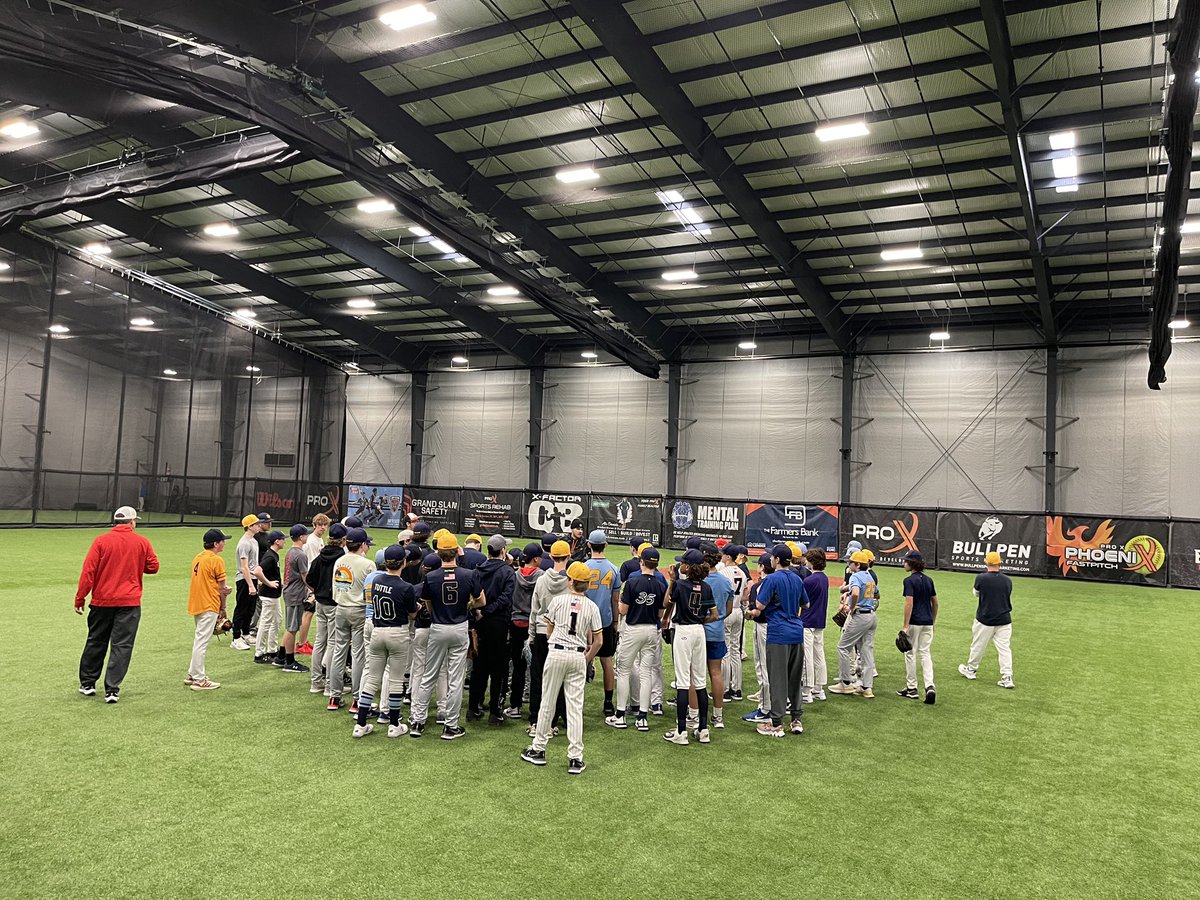 INProspects2028's tweet photo. Getting some quality reps in this weekend with some great coaches in the #IPFam. Keep grinding young men! #LoveTheGrind @Prospects_IN https://t.co/2Vk59wGAPO