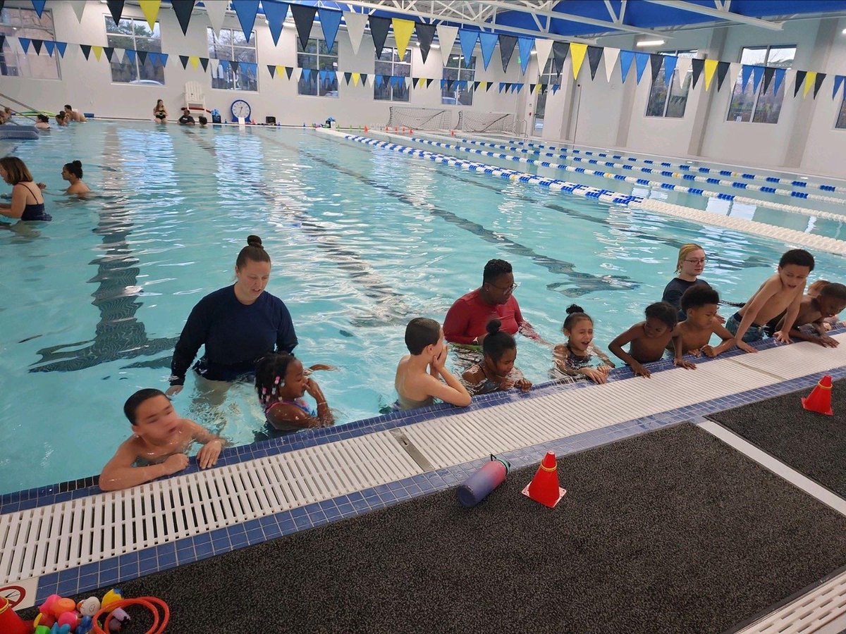 Mrs_GordonFES's tweet photo. @MTCChampions 2nd graders are under the instruction of the @CGBD_SwimTeam @hamptonaquaplex this week. Excited to be the inaugural @HamptonCSchools group! @HCS_TitleI https://t.co/NrkxCkJFX1
