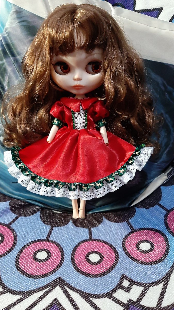 Dark_Lessien's tweet photo. Se acabó la navidad y todavia no he terminado el vestido xD https://t.co/FWk192xDMI