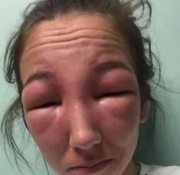 - lloraste anoche?
- no, por?