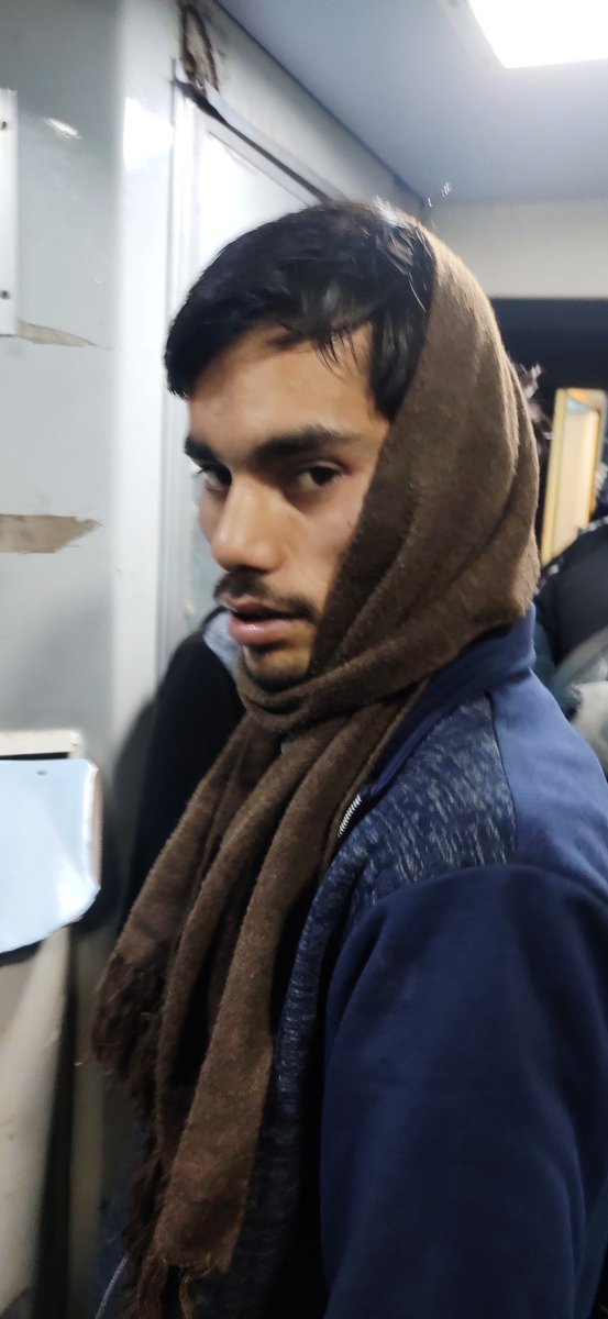 gurjeet_pathak's tweet photo. @RailMinIndia @RailwayNorthern @rpfnr_ @RPF_INDIA  See how side pantry is blocking gates then ignores if passengers are suffering to enter in train.And not even bothered to accept mistake but abusing when asking to open the gates.TrnNo14206,Dpt7:05pm,GZB.Stopage2min.Date09/1/2023 https://t.co/3DCmWbnDzW