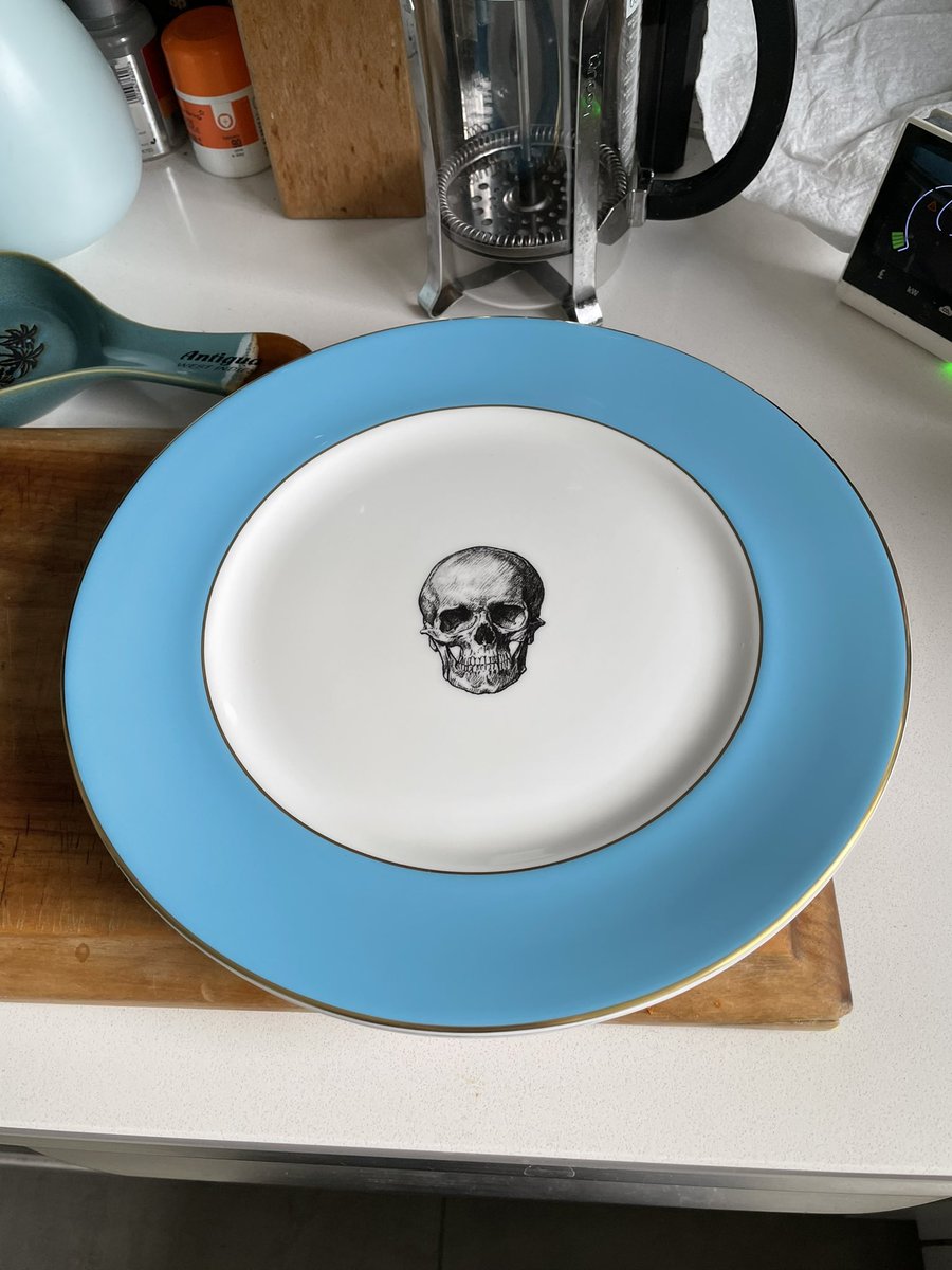 PottsStuart's tweet image. Hi @wolfandbadger I’m loving my new Melody Rose plates they’re wonderful 👍