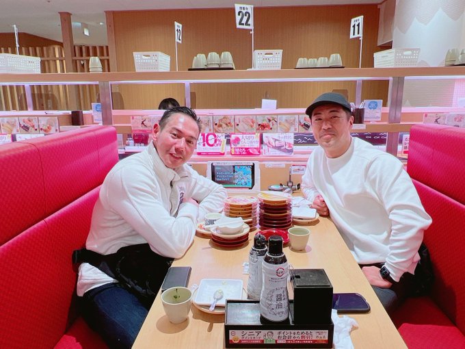 The legends of gay porn 
are back.
Opening Year Dinner with good friend Musashi. 
We hope to have a good