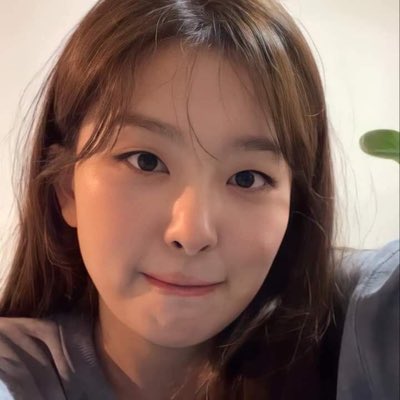 sasaf1t's tweet photo. say haiii for #FotoProfilBaru https://t.co/g3cWugiZwb