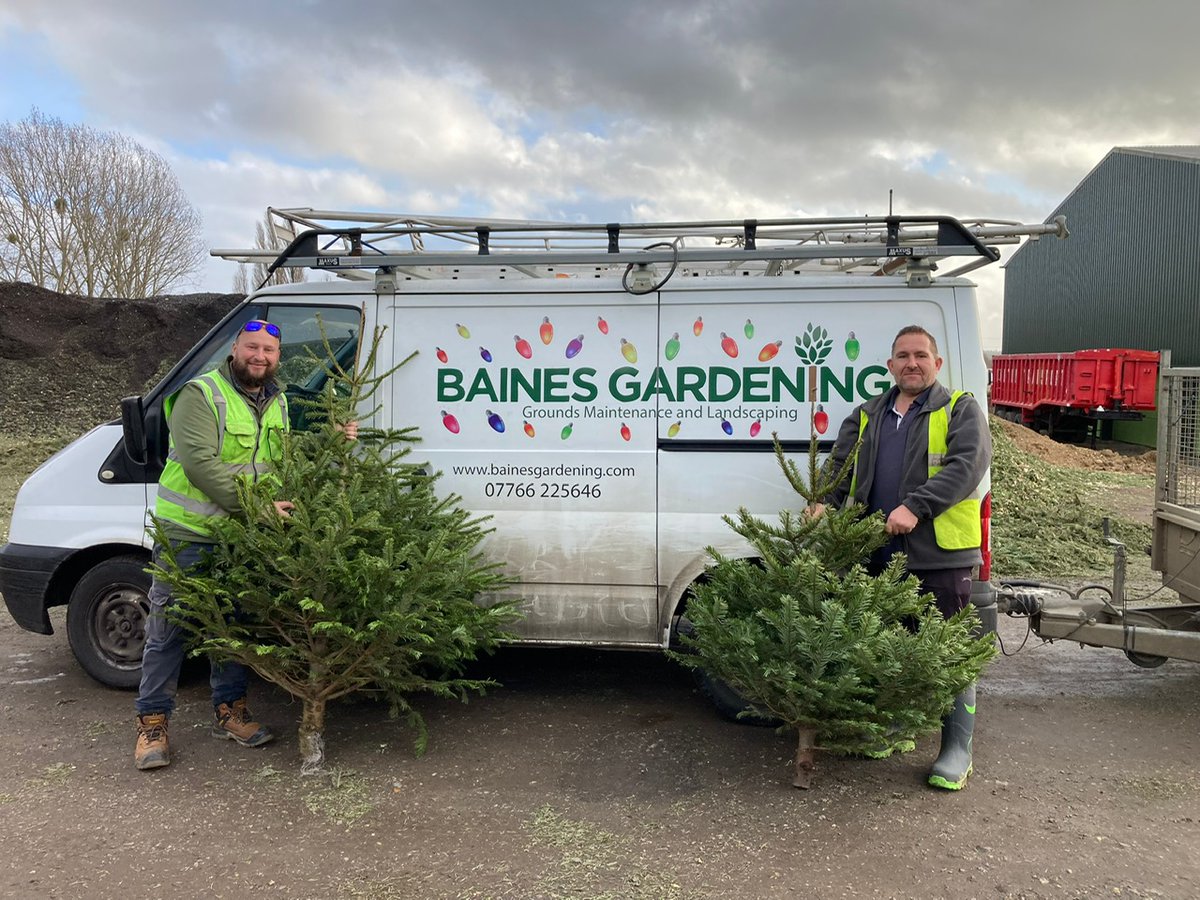 baines_ltd's tweet image. Another year, another #christmastreecollection 

The guys had great fun collecting Christmas Trees for @FarleighHospice   A fabulous community event.  Thank you to everyone involved.  #charty #community #christmastrees #recycling #fundraising #thankyou
