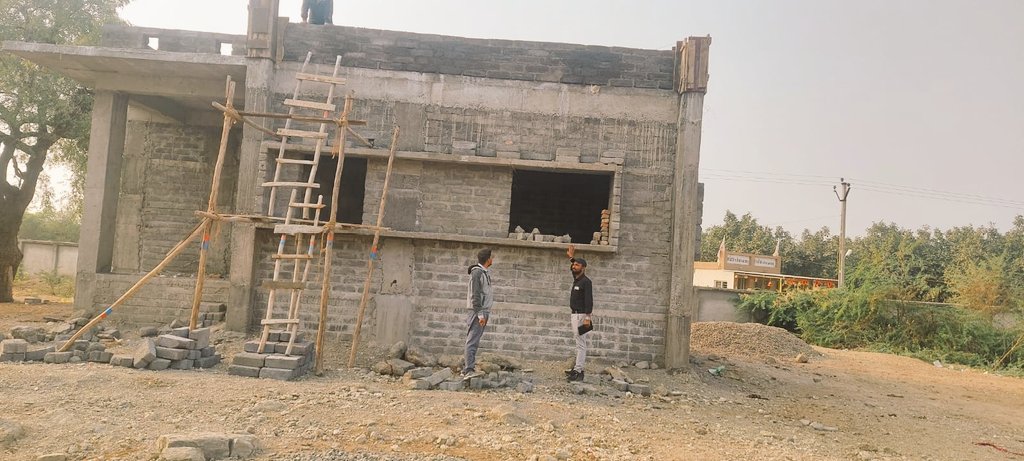 ddoamreli's tweet photo. અમરેલી જિલ્લામાં ગ્રામ પંચાયત ઘરોનું કામ CDP અને MNREGA યોજનામાં ચાલી રહ્યું છે. આ કામોની આકસ્મિક સ્થળ મુલાકાત લેવામાં આવેલ.  @skumar_76 @vmittra @InfoAmreliGoG https://t.co/gKgvDLKApK