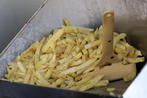 lavoixdunord's tweet photo. Meilleures #friteries : algorithme et « robots anti-triche » au menu du classement https://t.co/GUskSc76CK https://t.co/xgZN09Yfyc