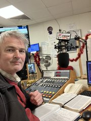 nearfm's tweet photo. Go @nearfm 90.3 now for
2:30pm #SeniorCitizens #AustinMcCoyPaulMurray
3:30pm #PopPunkPlaylist #MelHughes
4:30pm #NearFMMix
5:00pm @nearfmGodTalk #AnthonyBrabazon
5:30pm #ArMuinnaMuice #AntaineMacMathuna https://t.co/ACacqiTMH8