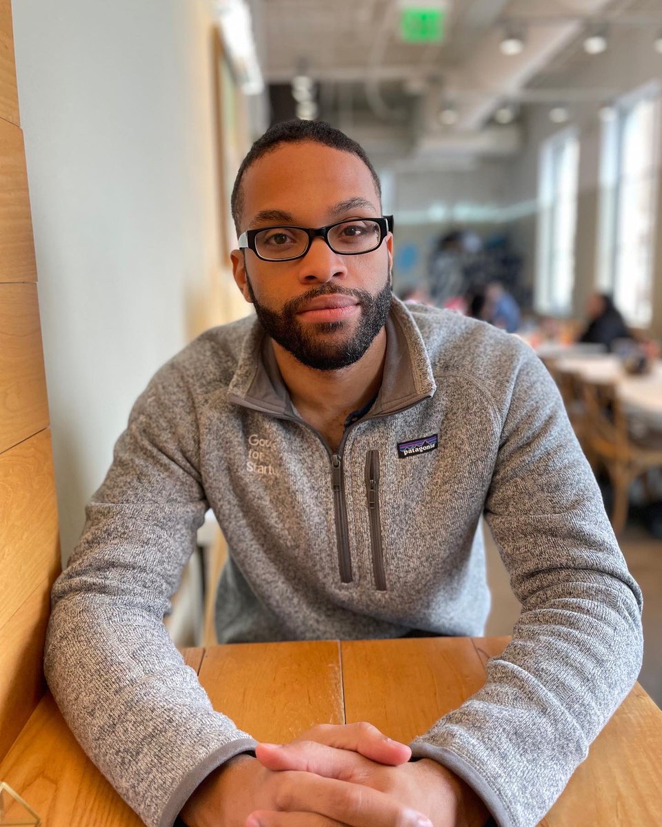 Happy Monday! ☀️ I hope you have a great week. 🚀