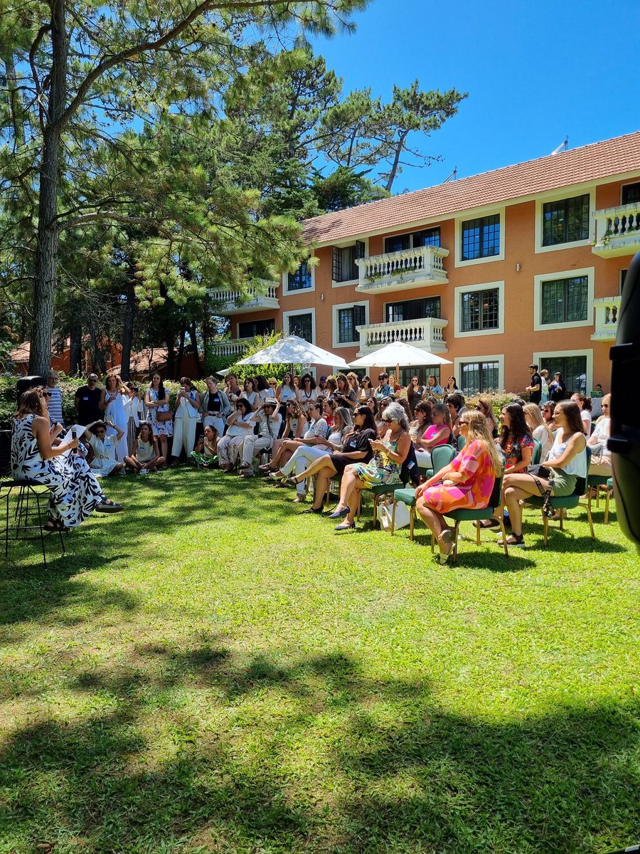 Tremendo 1er side event <a href="/WeInvest4/">WeInvest Latam</a> + <a href="/PuntaTech/">Punta Tech Meetup</a>.
Congrats a los organizadores!