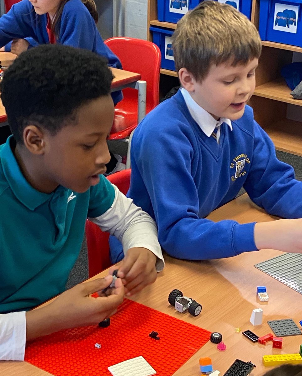 STOCSch's tweet image. Lego after school club also began today! I am sure we have some budding Architects in the making!!! @STOCSch @LEGO_Group #afterschoolclubs #legofun 💛💙