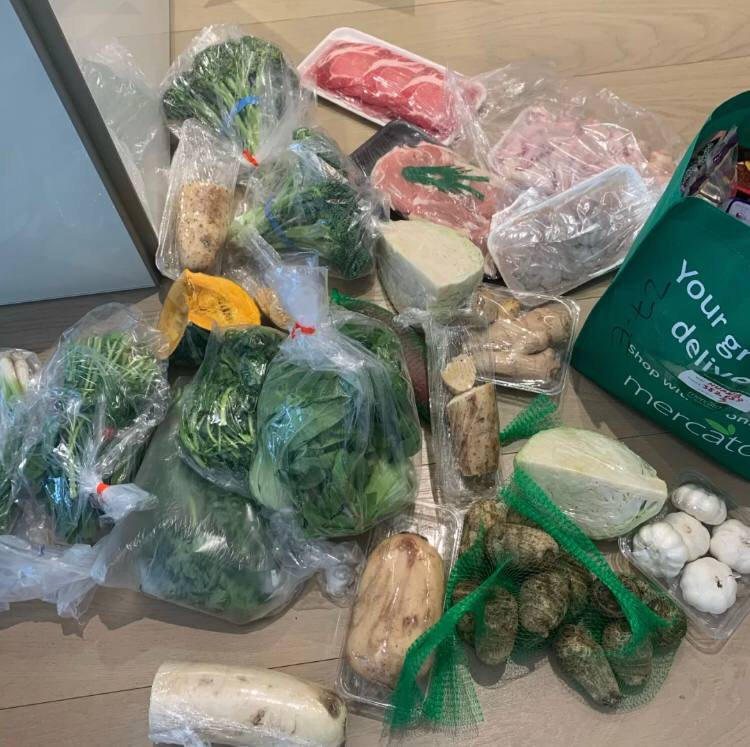 I walked to the vegetable market early in the morning. Vegetables are a great way to boost vitamin C🥬🥒🥦🫒🍆