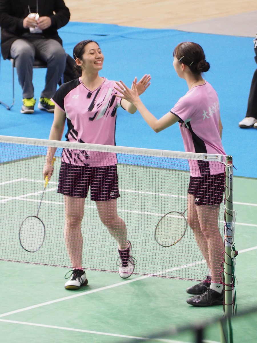 arabesque_kt's tweet photo. 2022全日本総合
新田桃子・町田華梨ペア
(大妻女子大学)

甲府インカレで見た鮮烈な笑顔
一発で二人のファンになりました

インカレBest４で総合本戦を決め、現在日本ランキング36位で充分ランサーの圏内
大学４年生のお二人、サイデン化学アリーナでまたお二人のプレーと笑顔が観たい https://t.co/Gp3bCXDm15