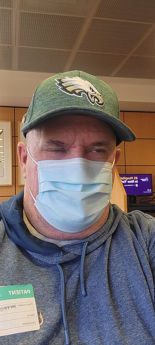 ferris316's tweet photo. At the hospital waiting for an angiography with my #NYG fan cardiologist
#GOBIRDS
#VICTORYMONDAY
#NUMBER1SEED https://t.co/ZeBWNC7CbC